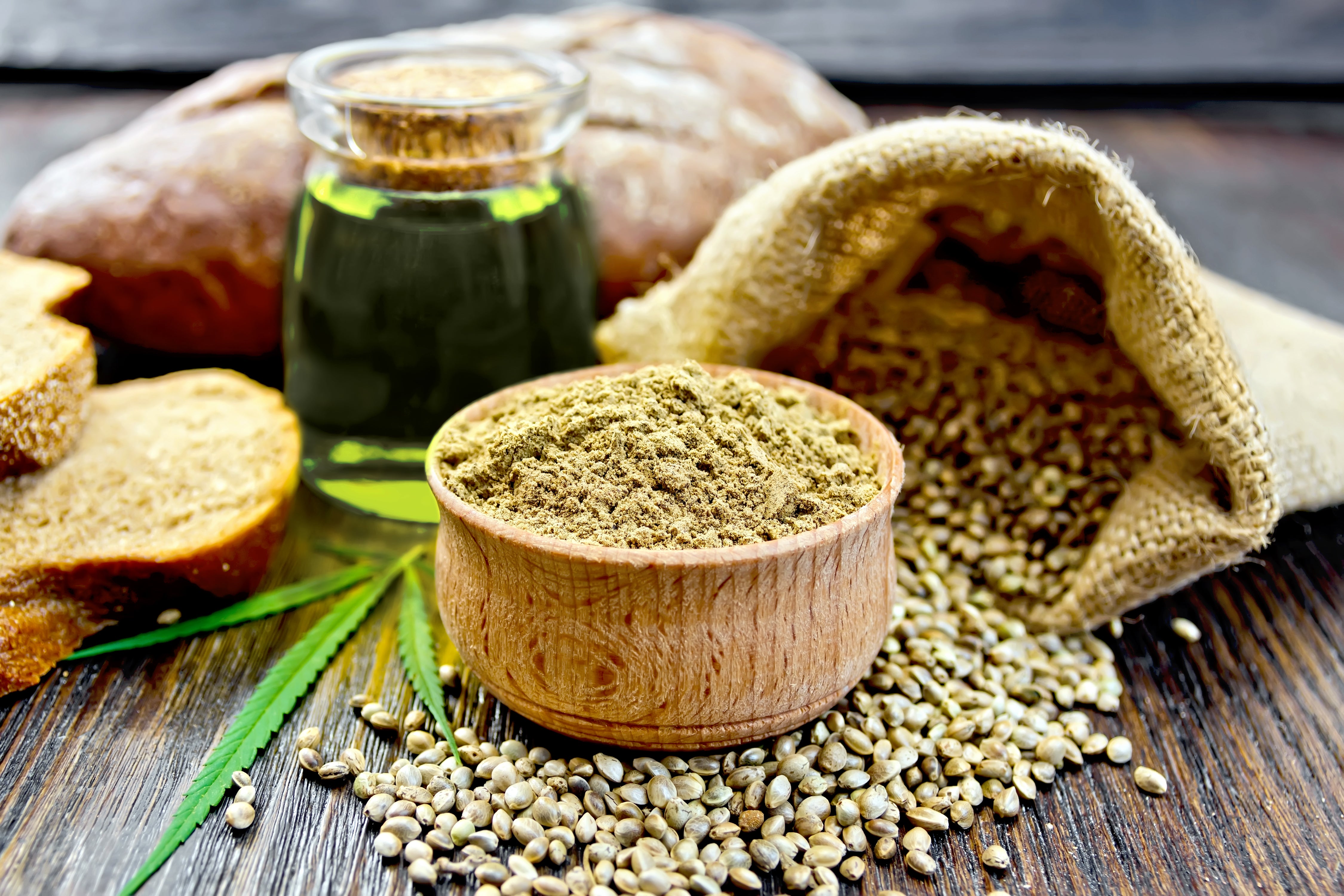 25 Amazing Uses And Benefits Of Hemp Seed Oil