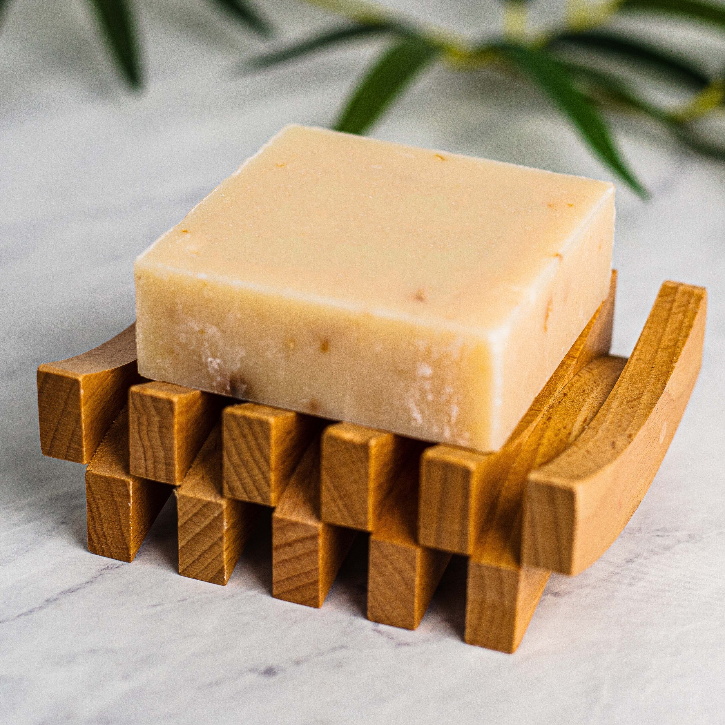 Oatmeal Soaps: Benefits of Oatmeal, Various Oils, And Honey In Soap-Making